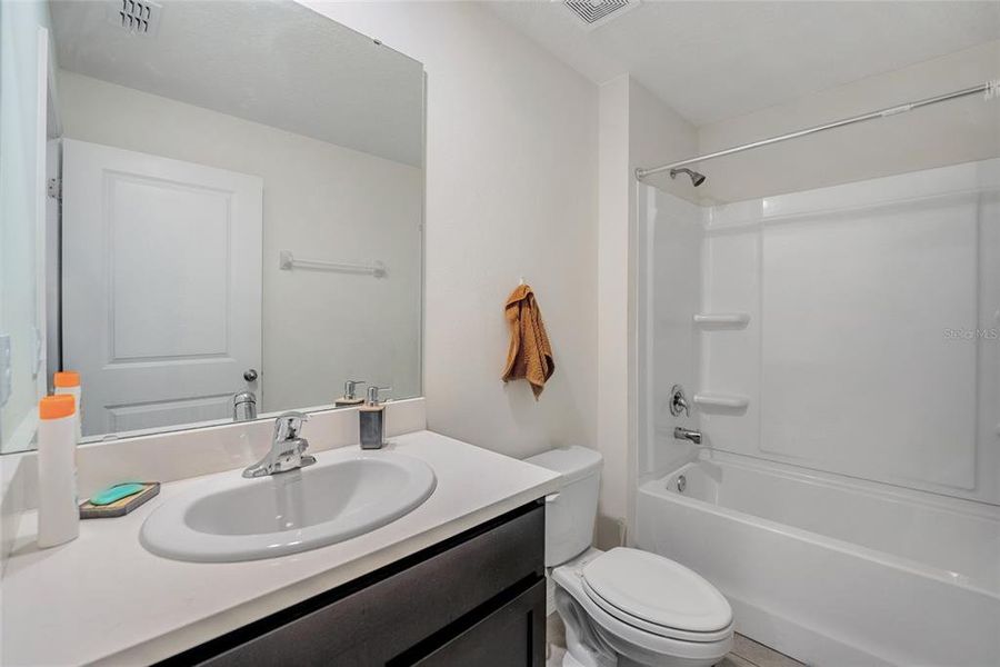 Image 34 of a home in .