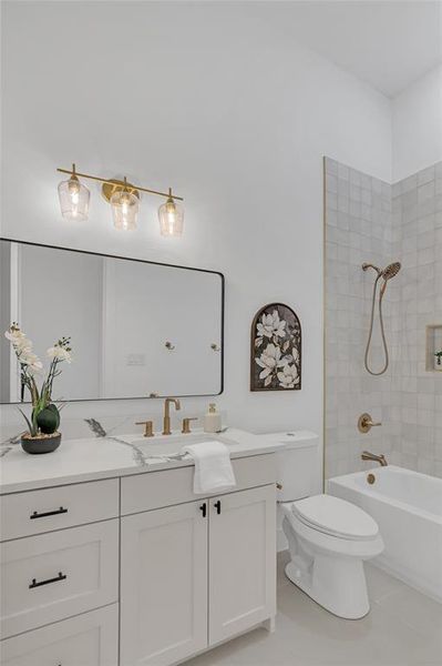 Furnished interior view inside a new home in , Joshua (Image 9).