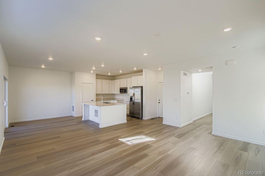 Spacious, unfurnished interior of a new home in , Thornton (Image 10).