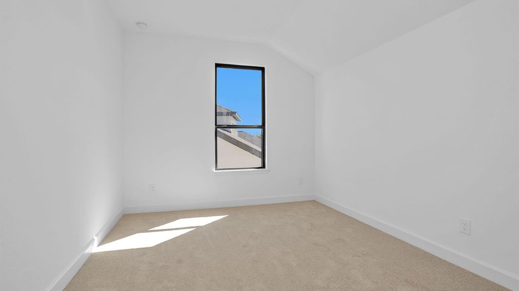 Spacious, unfurnished interior of a new home in Sienna 55' - Valencia, Missouri City (Image 3). Spacious, unfurnished interior of a new home in Sienna 55' - Valencia, Missouri City (Image 3).