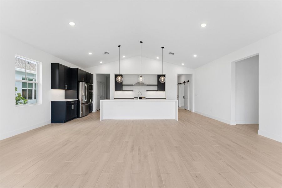 Kitchen, Great Room & Dining Area Kitchen, Great Room & Dining Area
