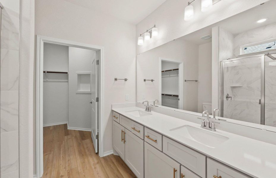 Furnished interior view inside a new home in Sun City Texas, Georgetown (Image 12).