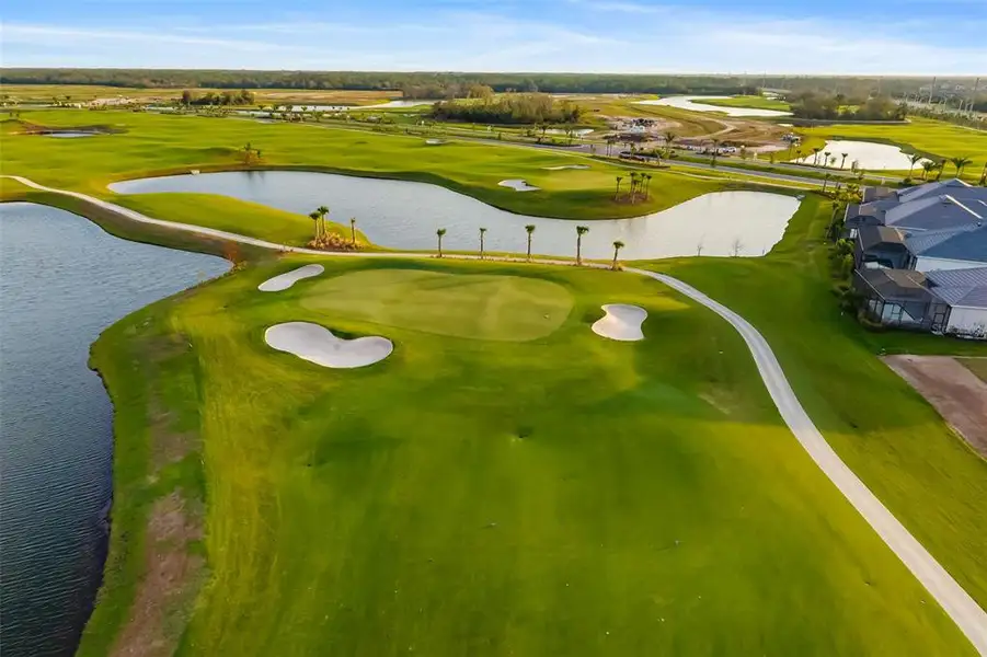 Community amenities in Calusa Country Club, Lakewood Ranch (Image 43).