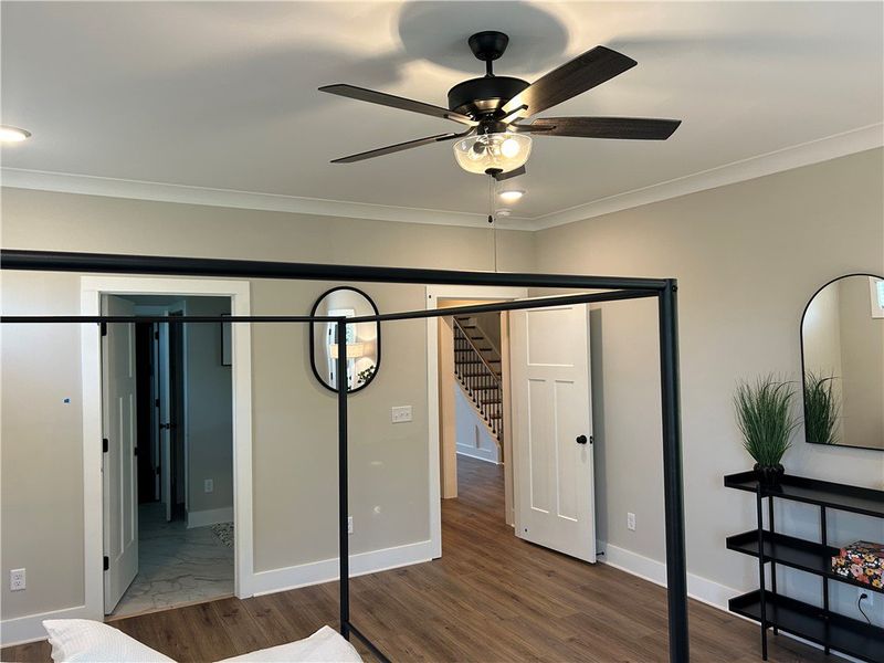Furnished interior view inside a new home in Edwards Ridge, Central (Image 16).
