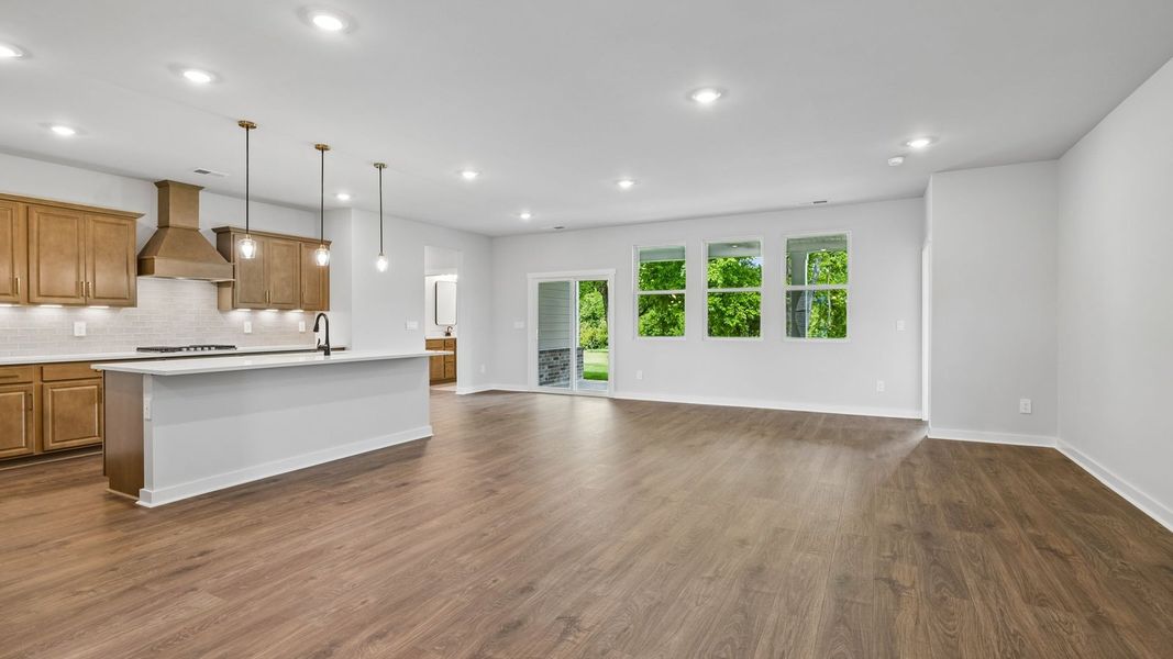 Representative unfurnished interior of a home built from the Holden by D.R. Horton in Harvest Point, Spring Hill (Image 48).