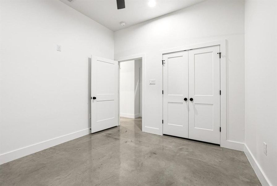 Spacious, unfurnished interior of a new home in , Denison (Image 21).