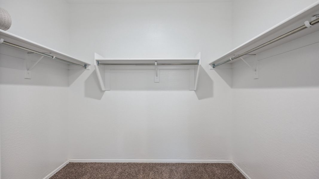 Spacious, unfurnished interior of a new home in Anthem at Merrill Ranch, Florence (Image 14).