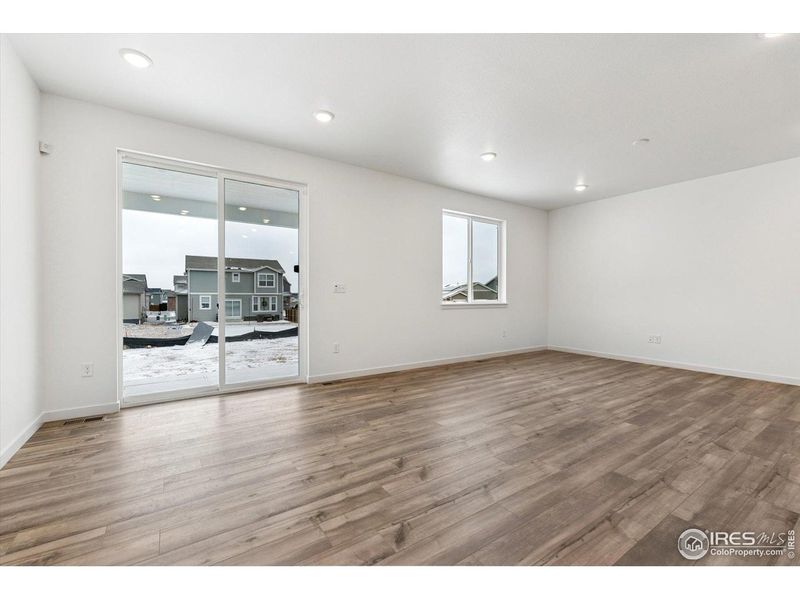 Spacious, unfurnished interior of a new home in The Overlook at Johnstown Farms, Johnstown (Image 25).