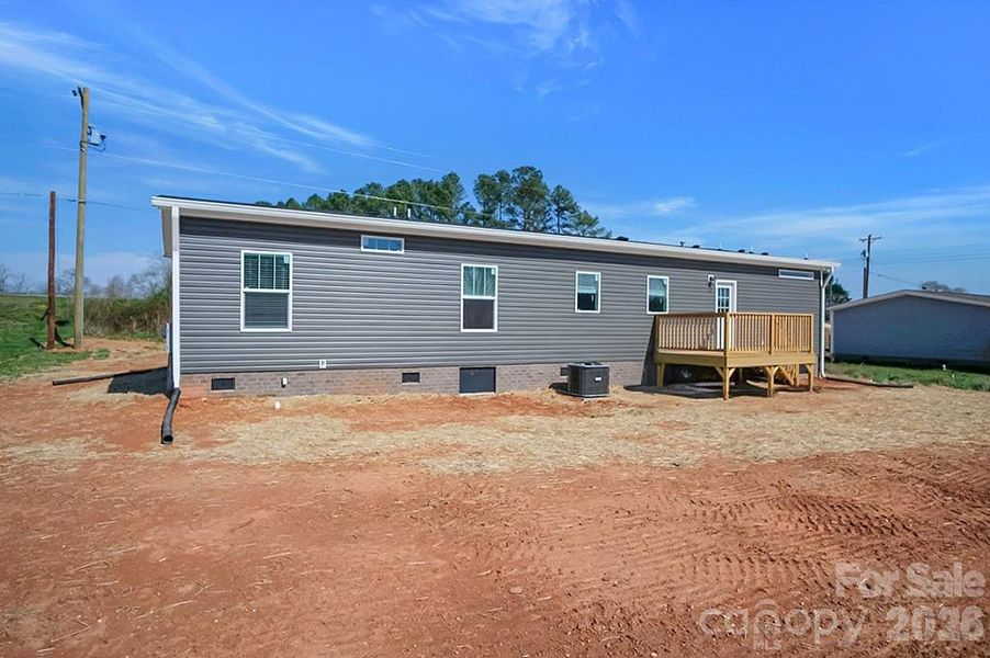 Exterior details and patio area of a home in , Shelby (Image 27).