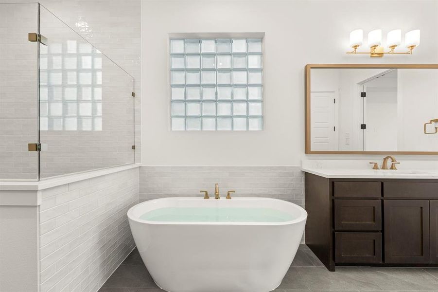 35. 4711 Belo - Bath (2)