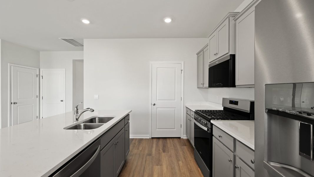 Furnished interior view inside a new home in Carolina Groves, Moncks Corner (Image 7).