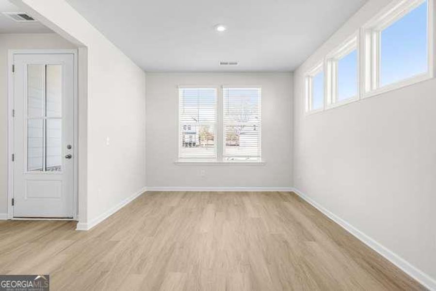 Spacious, unfurnished interior of a new home in Wehunt Meadows, Hoschton (Image 16).