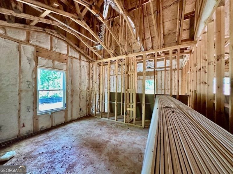 Spacious, unfurnished interior of a new home in Rocky Mount, Greenville (Image 5).