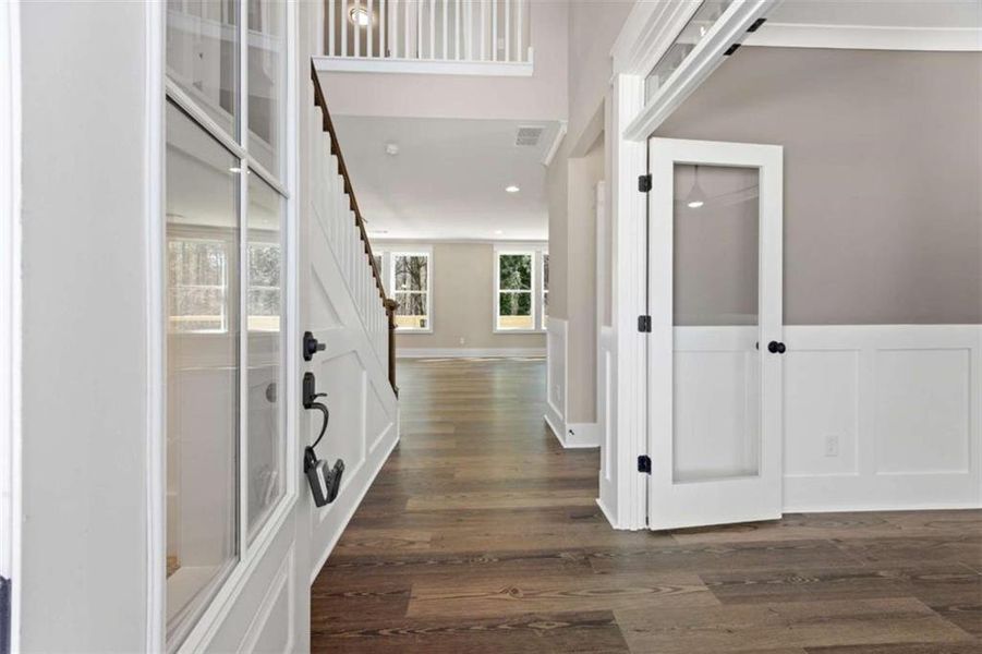 Spacious, unfurnished interior of a new home in , Monroe (Image 29).