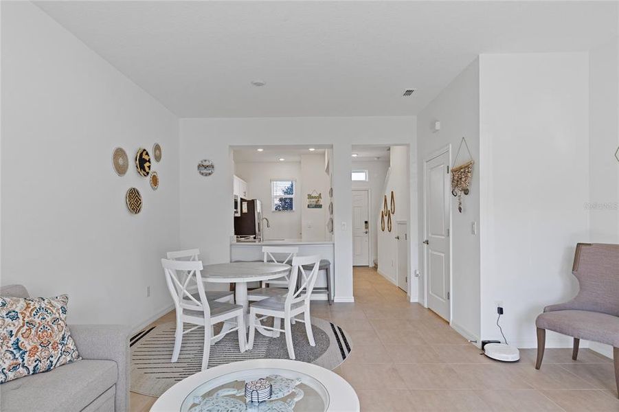 Furnished interior view inside a new home in , Palmetto (Image 15).
