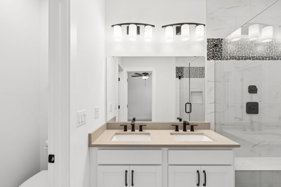 The Melton - Owner's Bath