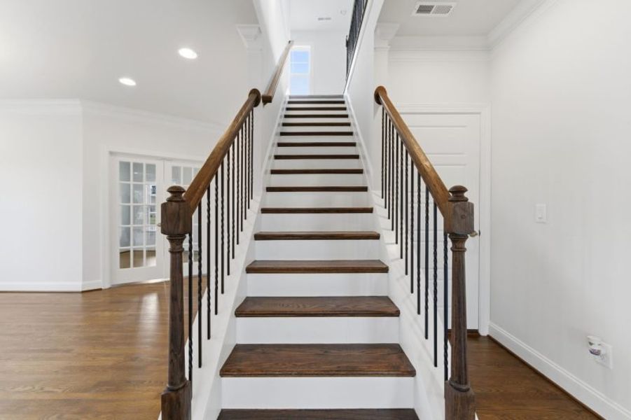 Representative unfurnished interior of a home built from the Fairfield Lux by Keystone Homes NC in Weybridge, Burlington (Image 80).