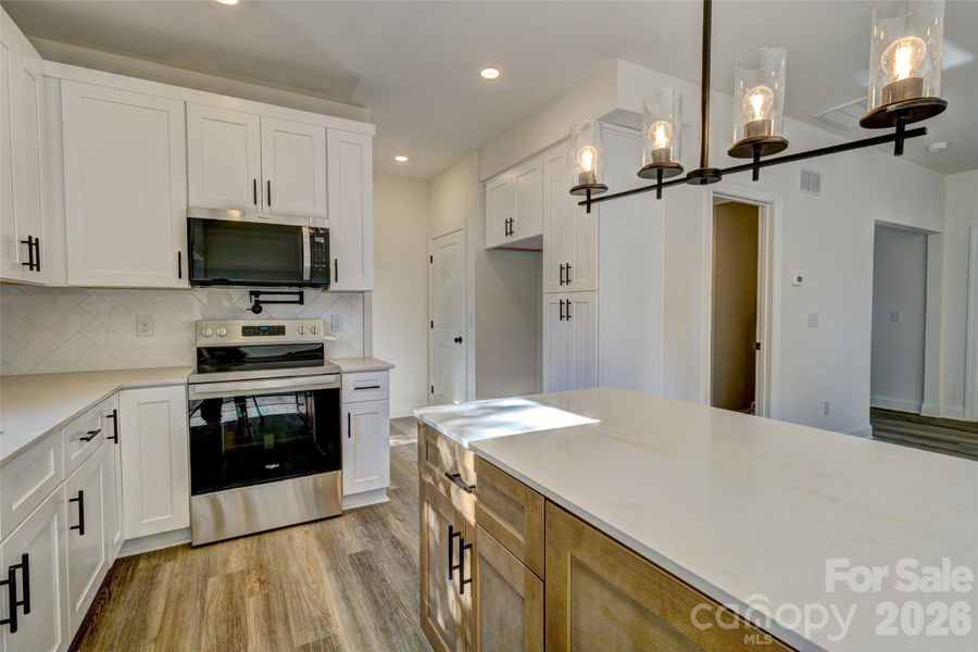 Furnished interior view inside a new home in , Shelby (Image 7).