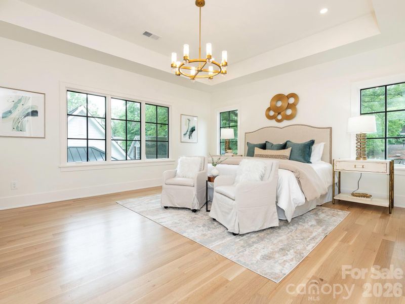 Upstairs primary bedroom