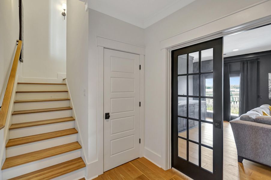 Spacious, unfurnished interior of a new home in , Wando (Image 24).