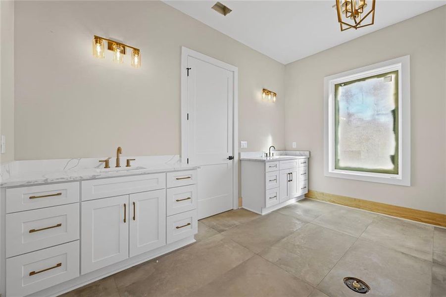 Furnished interior view inside a new home in , Gainesville (Image 5).