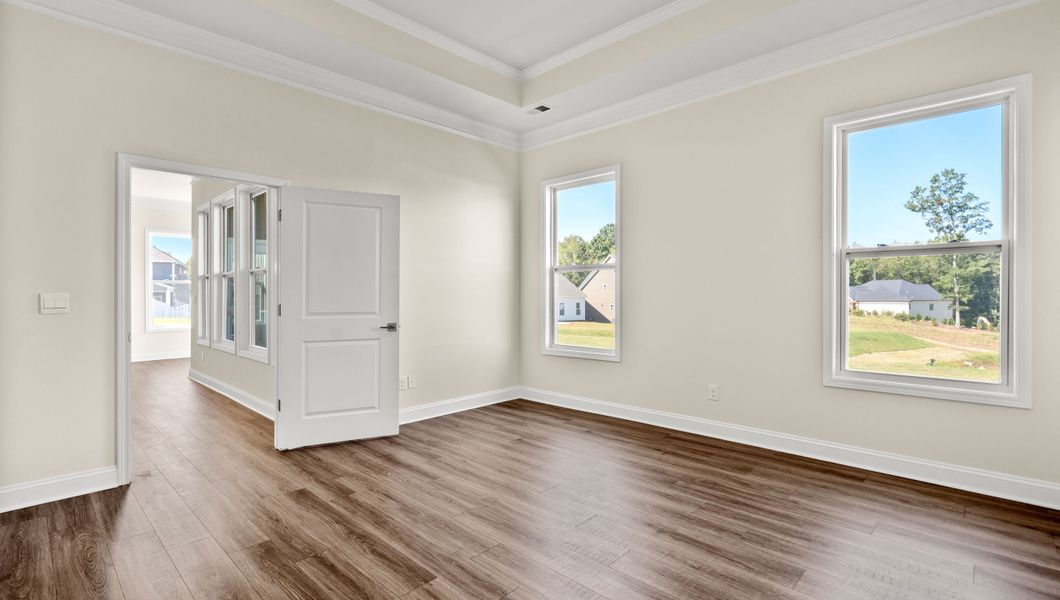 Spacious, unfurnished interior of a new home in Sunset Summits, Spartanburg (Image 22). Spacious, unfurnished interior of a new home in Sunset Summits, Spartanburg (Image 22).