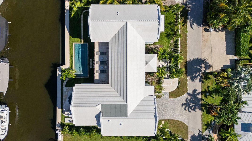 Front exterior of a new home in , Boynton Beach, FL, highlighting curb appeal (Image 1). Front exterior of a new home in , Boynton Beach, FL, highlighting curb appeal (Image 1).