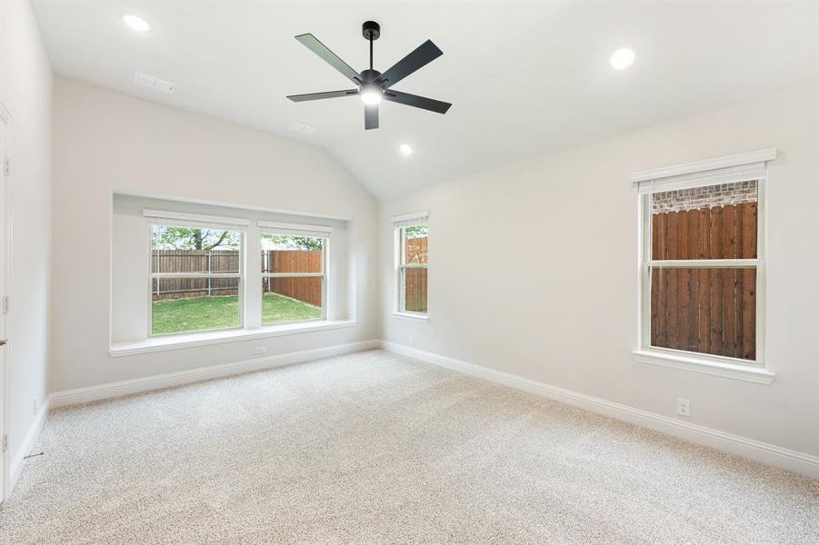 Spacious, unfurnished interior of a new home in Star Ranch, Godley (Image 32).