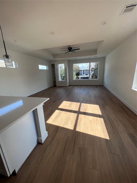 Spacious, unfurnished interior of a new home in , Houston (Image 19).