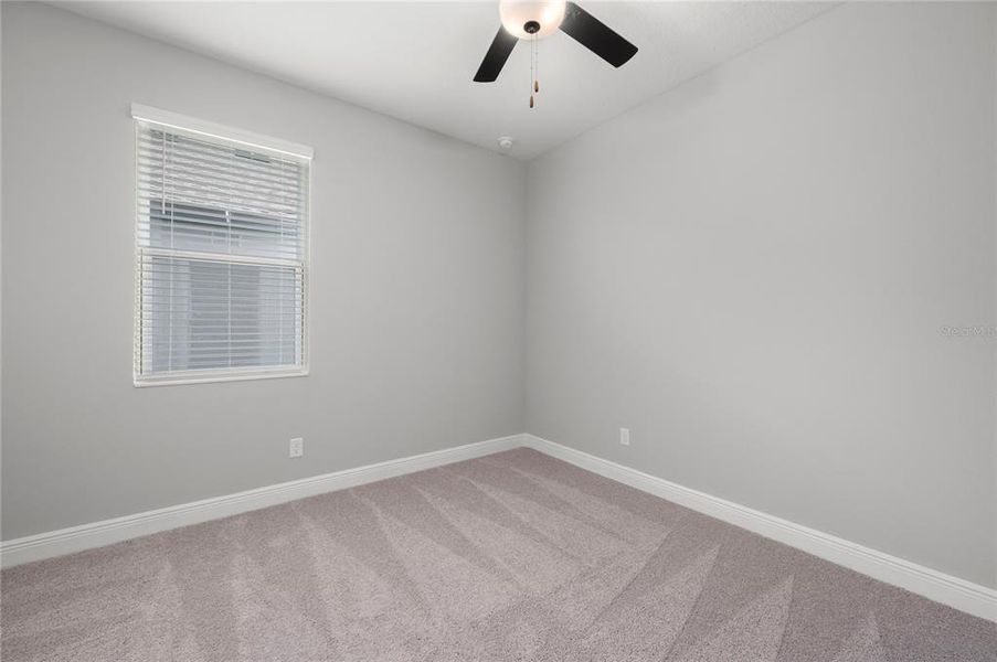 Spacious, unfurnished interior of a new home in Gum Lake Preserve, Lake Alfred (Image 21).