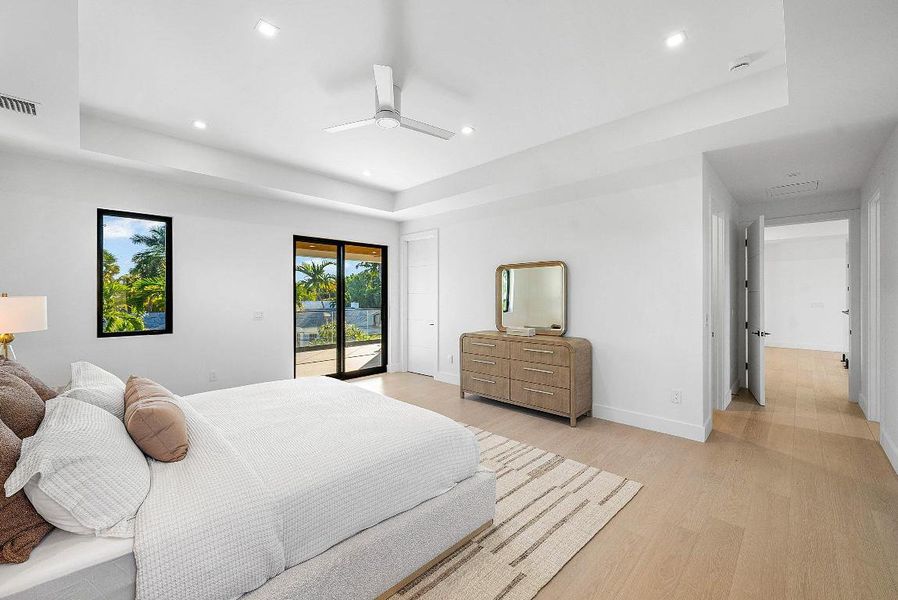 045-25833rdCourt-WestPalmBeach-FL-33407-