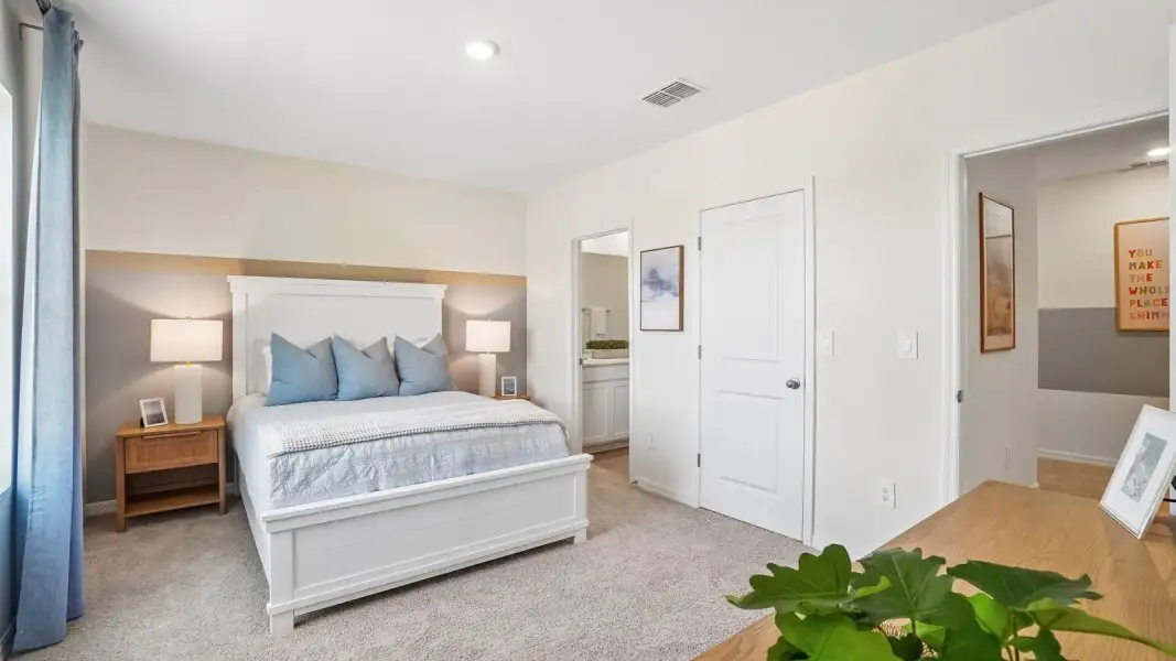 Furnished interior view inside a new home in Angeline Townhomes, Land O' Lakes (Image 37).