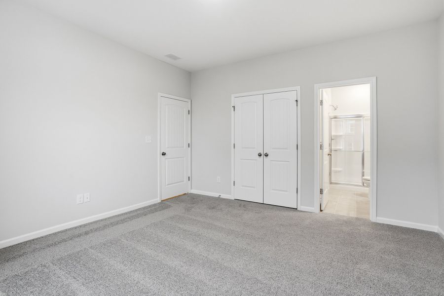 Spacious, unfurnished interior of a new home in Renaissance at White Oak, Garner (Image 31).