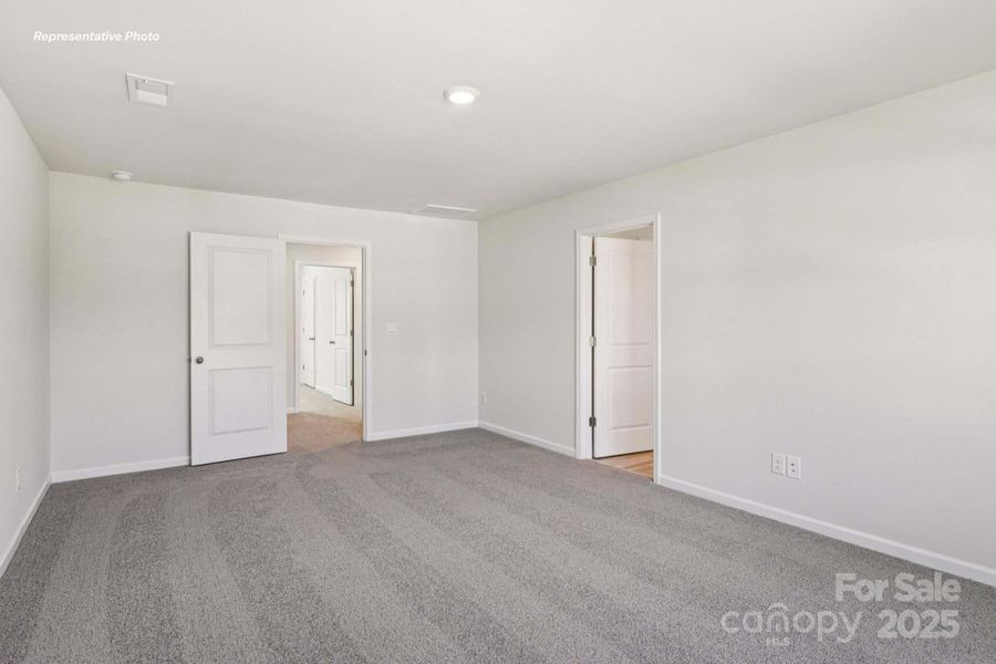 Spacious, unfurnished interior of a new home in Cramer Estates, Gastonia (Image 29).