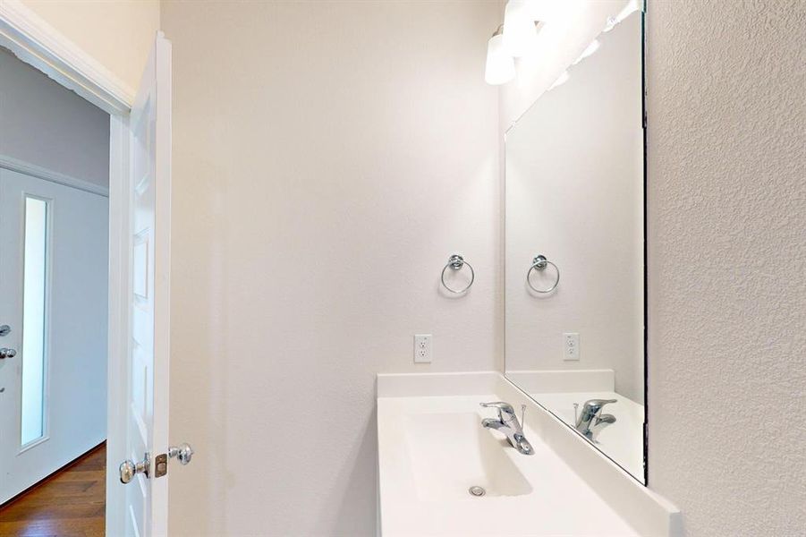 Furnished interior view inside a new home in Sagebrook, Argyle (Image 12). Furnished interior view inside a new home in Sagebrook, Argyle (Image 12).
