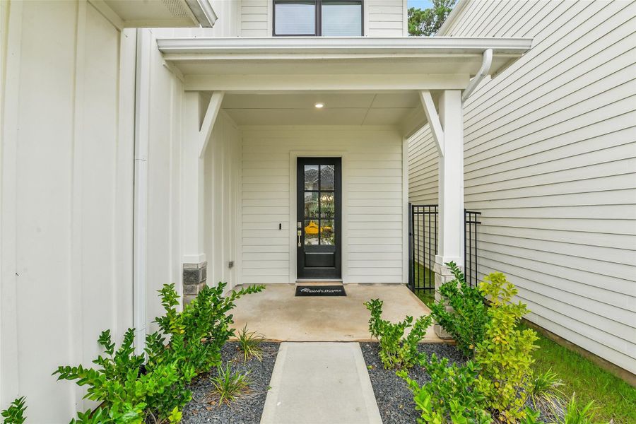 Exterior details and patio area of a home in Summer Place  35', Montgomery (Image 36).