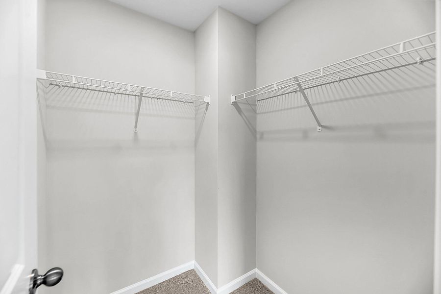 Spacious, unfurnished interior of a new home in Sweetgrass Station, Summerville (Image 27).