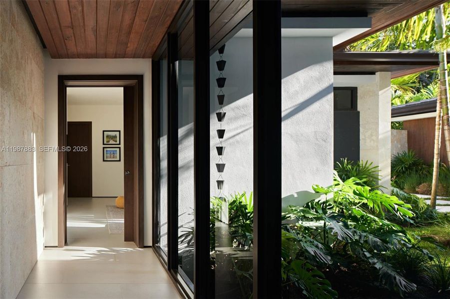 Exterior details and patio area of a home in , Pinecrest (Image 30).