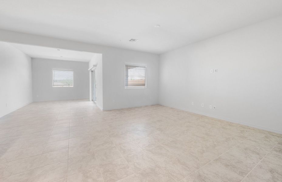Spacious, unfurnished interior of a new home in Hayden Estates, Buckeye (Image 21).