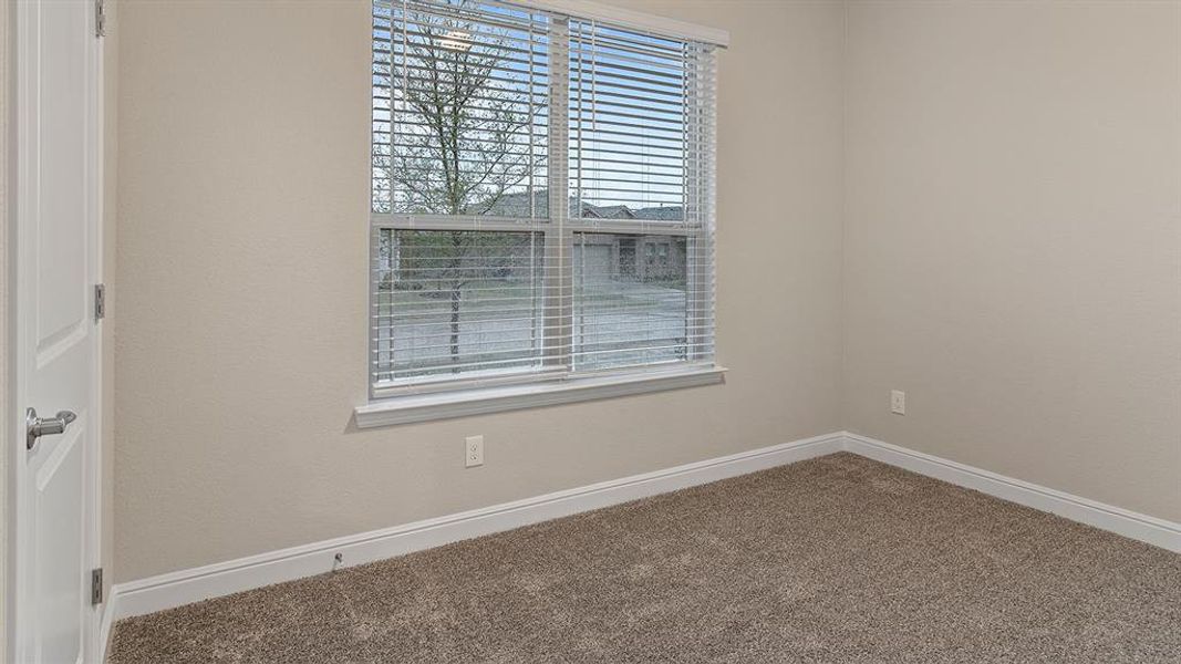Spacious, unfurnished interior of a new home in Parkerville Meadows, DeSoto (Image 27).