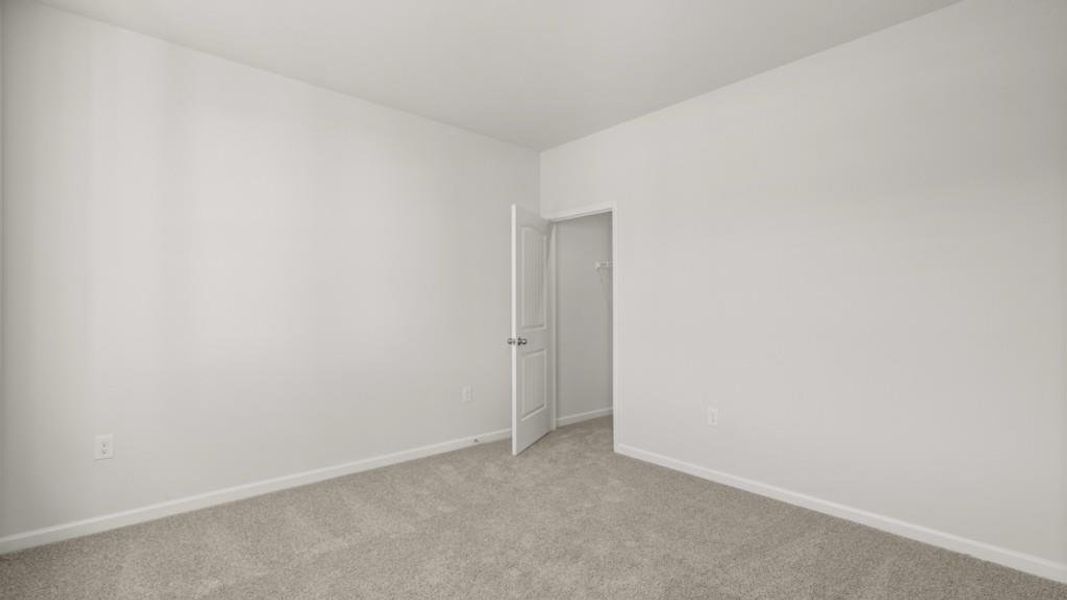 Spacious, unfurnished interior of a new home in Braselton Village, Braselton (Image 30).