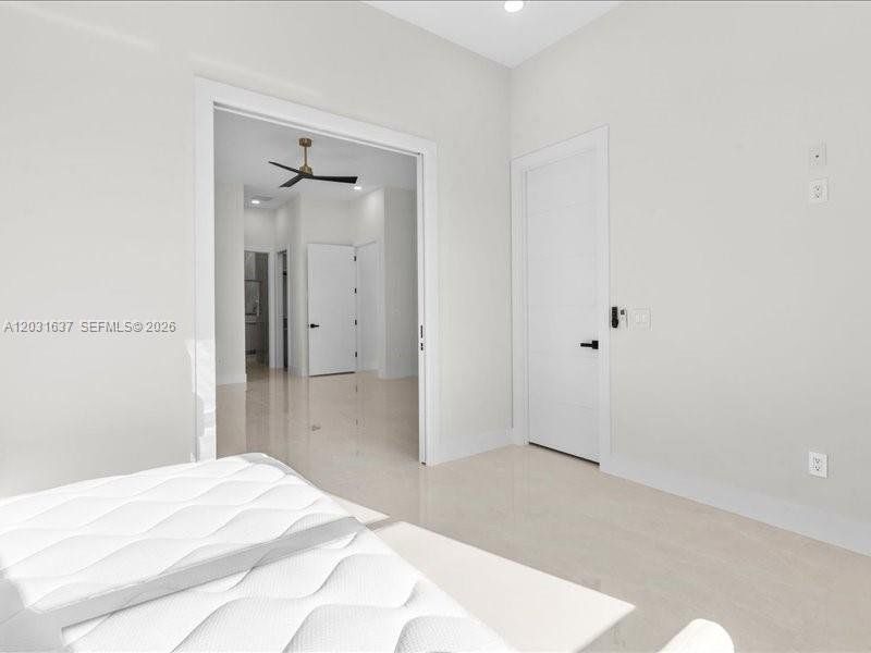 Spacious, unfurnished interior of a new home in , Port St. Lucie (Image 25).