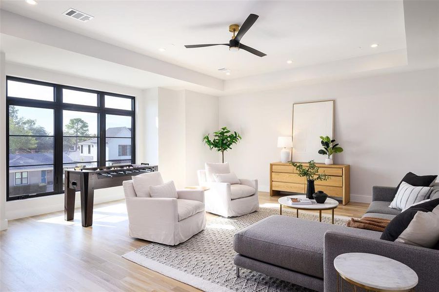 Furnished interior view inside a new home in , Dallas (Image 25).