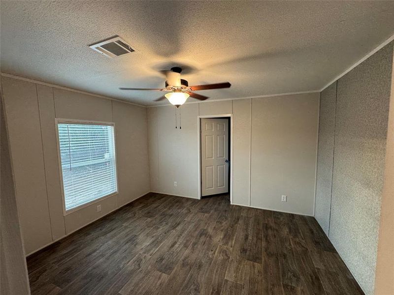 Spacious, unfurnished interior of a new home in , Granbury (Image 12). Spacious, unfurnished interior of a new home in , Granbury (Image 12).