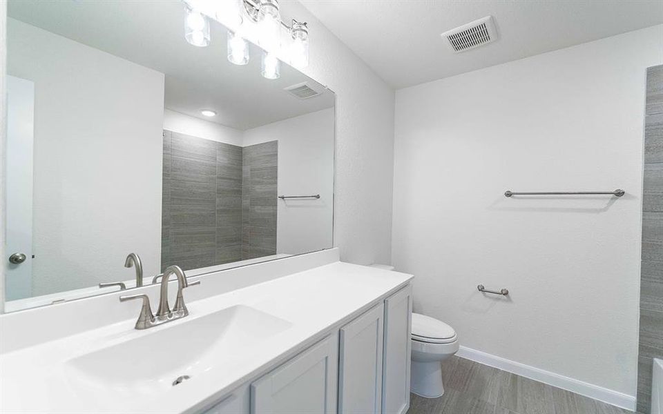 Furnished interior view inside a new home in Sagebrook, Lantana (Image 5). Furnished interior view inside a new home in Sagebrook, Lantana (Image 5).