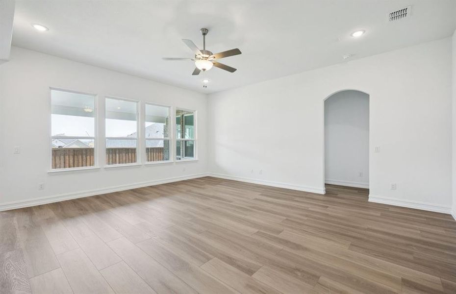 Sundrenched gathering room *model representation