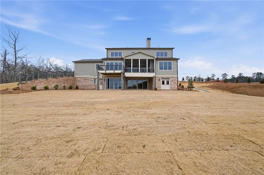 Exterior details and patio area of a home in , Gainesville (Image 31).