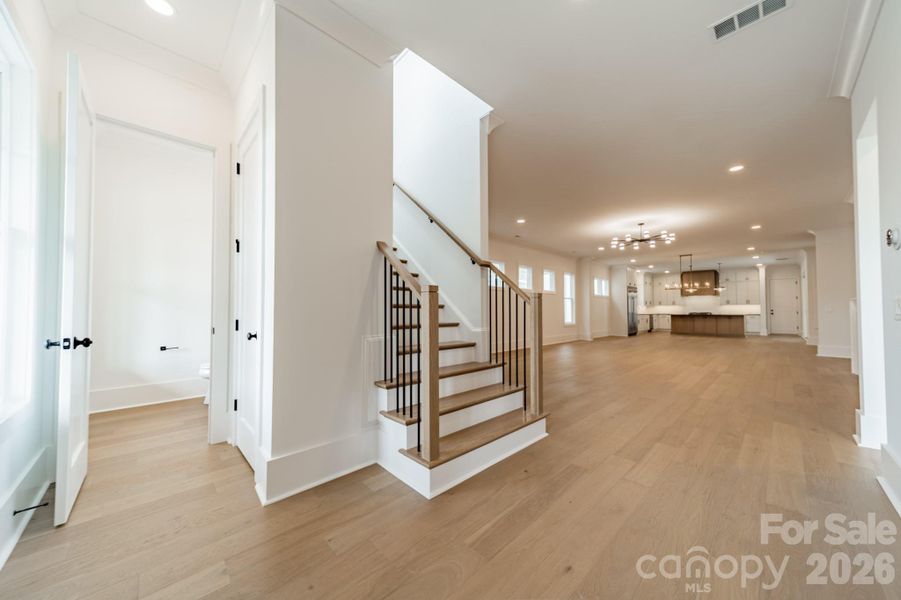 Spacious, unfurnished interior of a new home in , Davidson (Image 20).