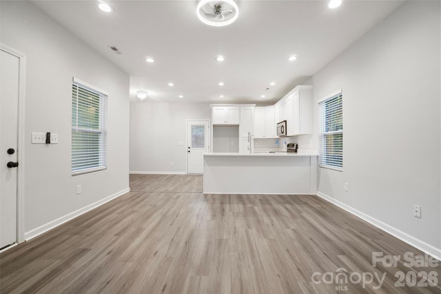 Spacious, unfurnished interior of a new home in , Charlotte (Image 17).