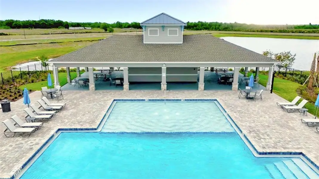 Community amenities in Buena Lago, St. Cloud (Image 39).